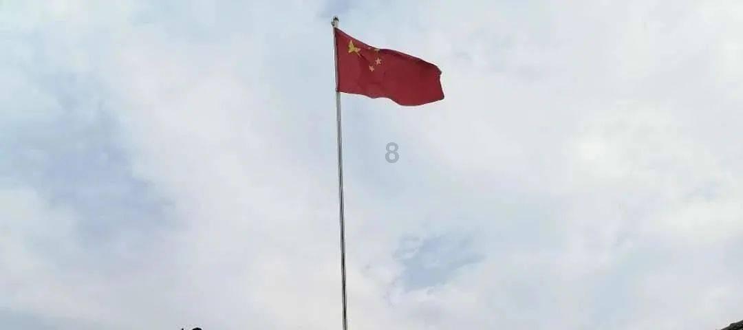 救援顽皮的小女孩